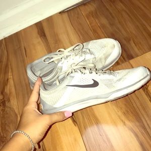 White Nike Free Runs